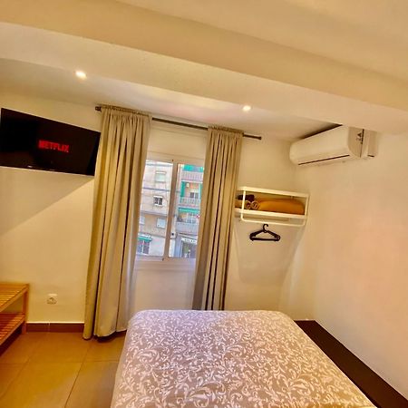 Suites Nuevas Con Bano Privado Frente Al Metro St Mwc Barcelona-Fira L’Hospitalet de Llobregat Zewnętrze zdjęcie
