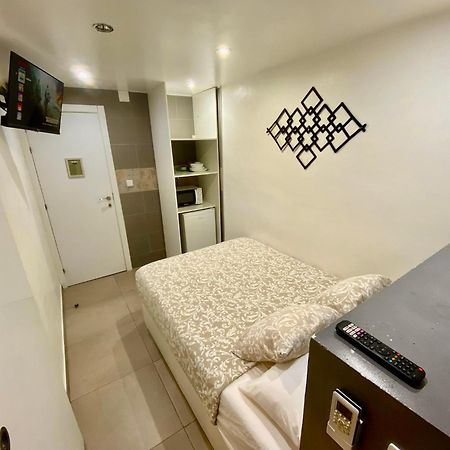 Suites Nuevas Con Bano Privado Frente Al Metro St Mwc Barcelona-Fira L’Hospitalet de Llobregat Zewnętrze zdjęcie