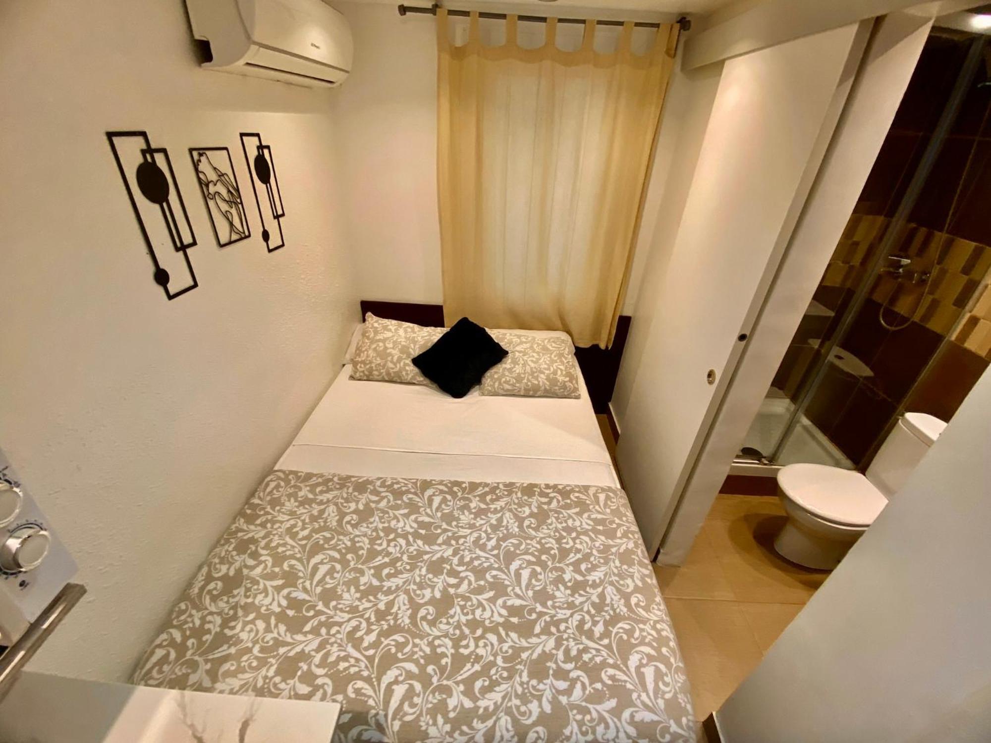 Suites Nuevas Con Bano Privado Frente Al Metro St Mwc Barcelona-Fira L’Hospitalet de Llobregat Zewnętrze zdjęcie