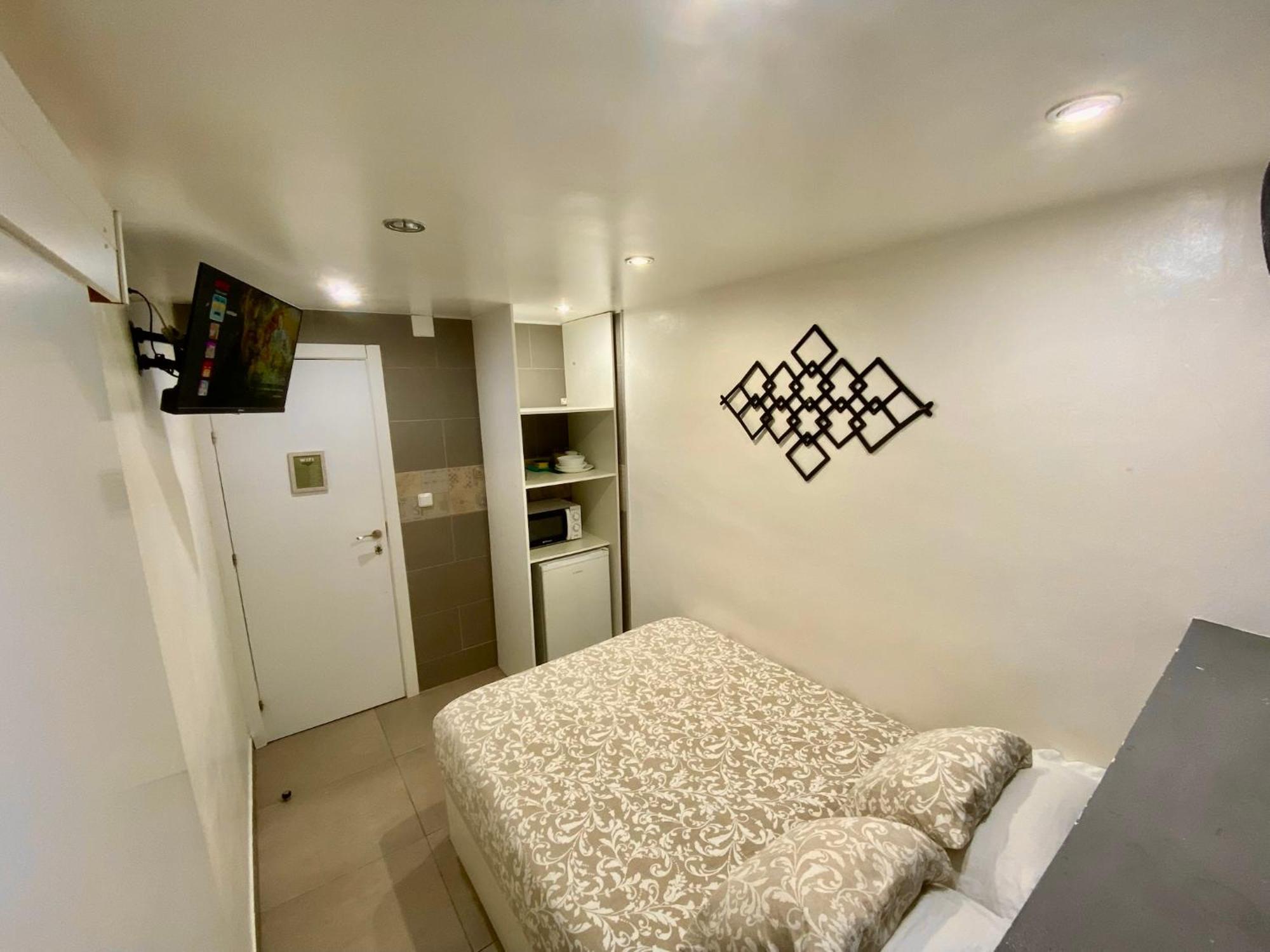 Suites Nuevas Con Bano Privado Frente Al Metro St Mwc Barcelona-Fira L’Hospitalet de Llobregat Zewnętrze zdjęcie
